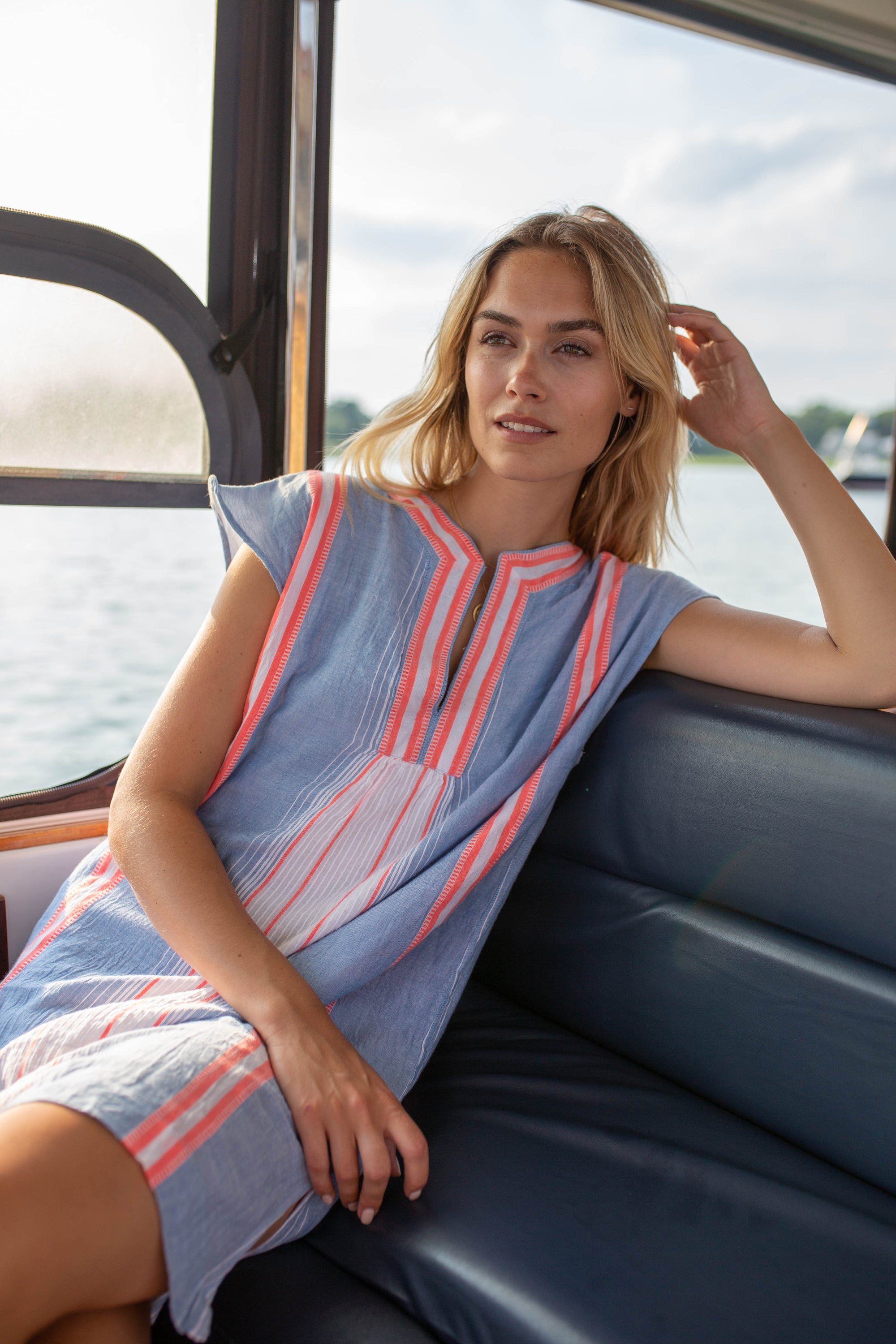 Lou Coverup - Neon Stripe