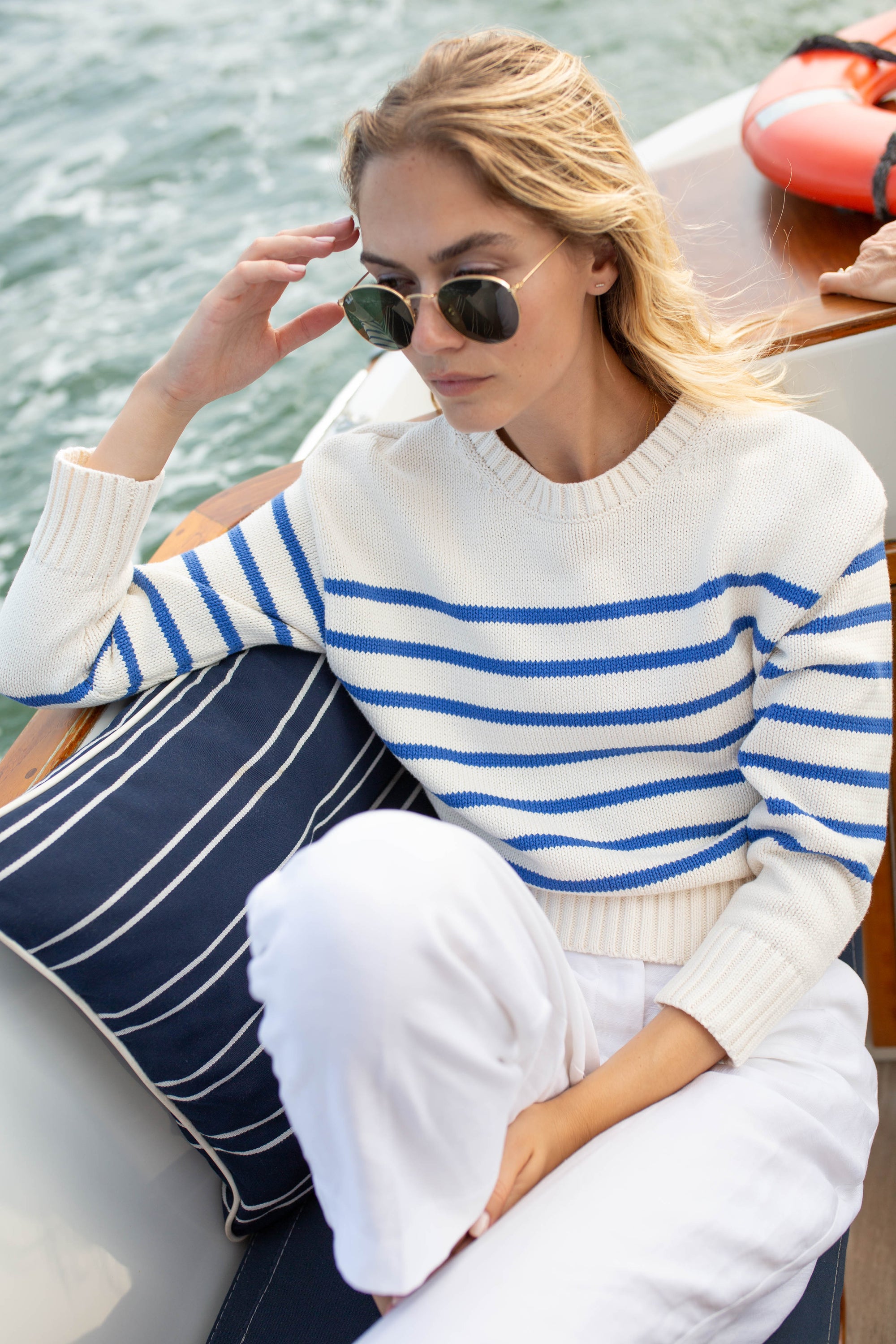 Lake Sweater - White/Tidal Blue